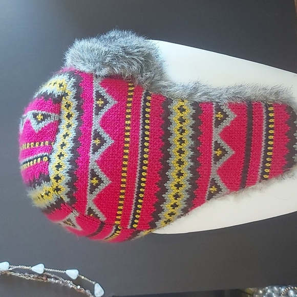 Forever 21 Faux Fur Trapper Hat - Picture 3 of 5